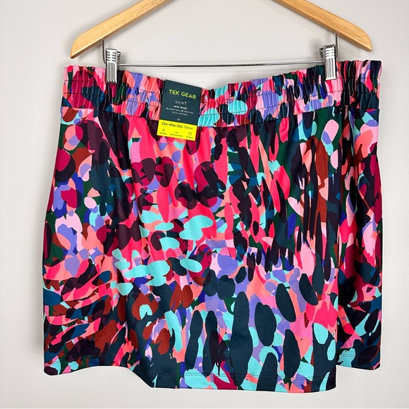 Tek Gear Colorful Mid Rise Active Skirt Size 1X NWT - Picture 3 of 5